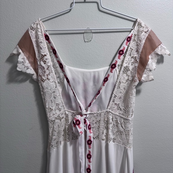For Love & Lemons Cecelia Maxi Dress Floral Embroidery & Lace Paneling Size M - Picture 9 of 16